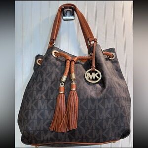 Michael Kors Large Jetset Handbag